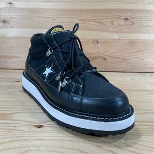 Converse Fleece Lined Boot One Star Thick Sole
# 566163C
Women’s 8.5
Black White